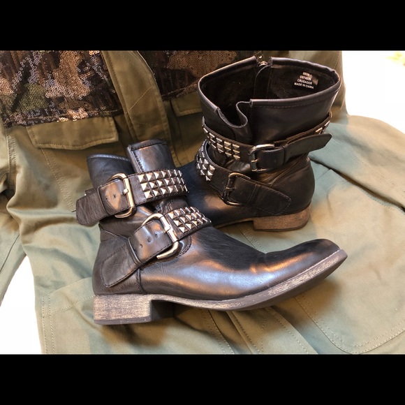 Mia Shoes - Mia moto boots with studs sz. 8.5M